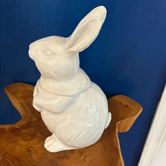 Pottery Barn Figural Bunny Cookie Jar 12.5" Stoneware Easter Rabbit Holiday - Picture 5 of 7